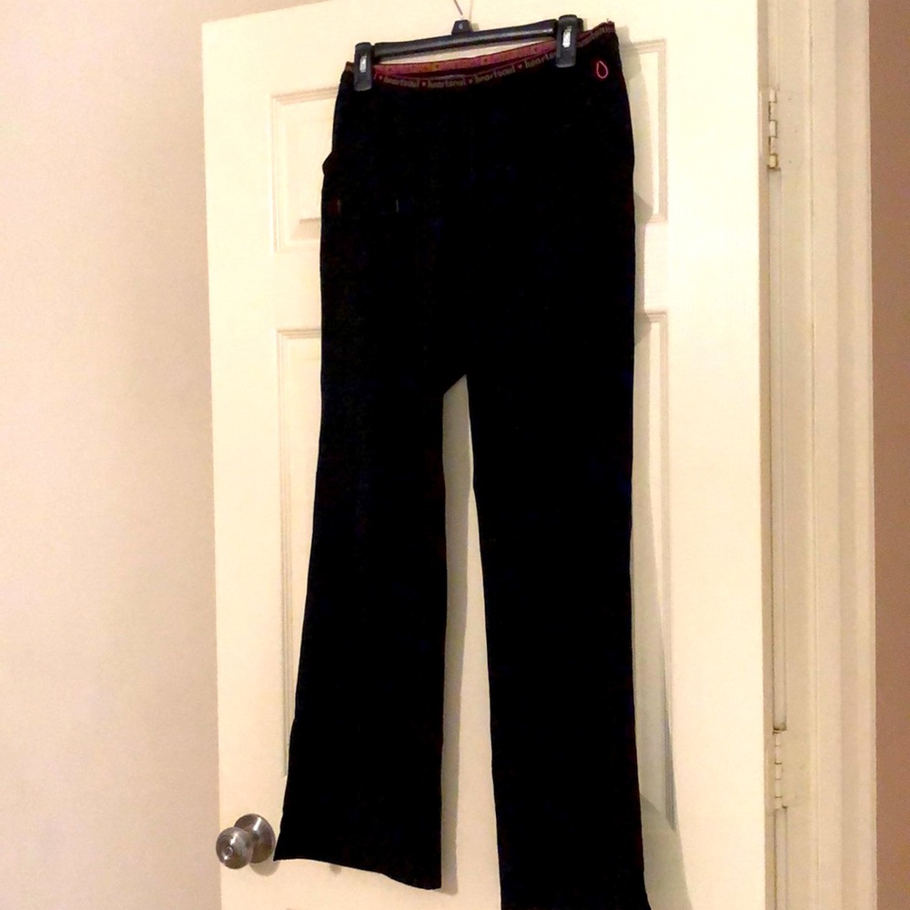 Heart soul black scrub bottom